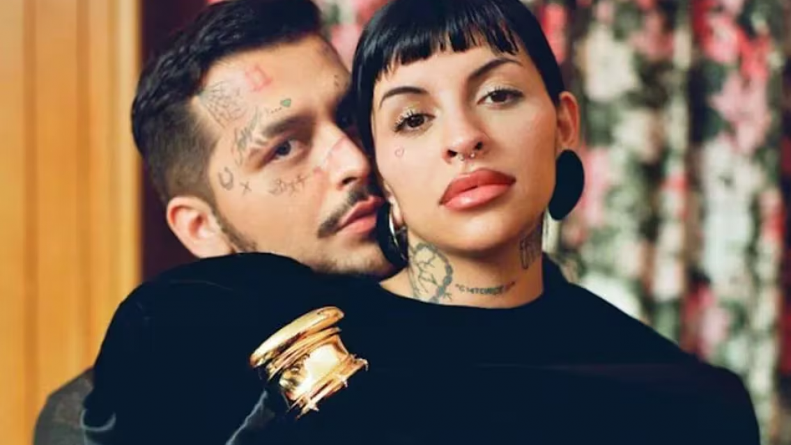 "Este golpe no lo aguanto", el peor momento de Christian Nodal y la juje�a Cazzu