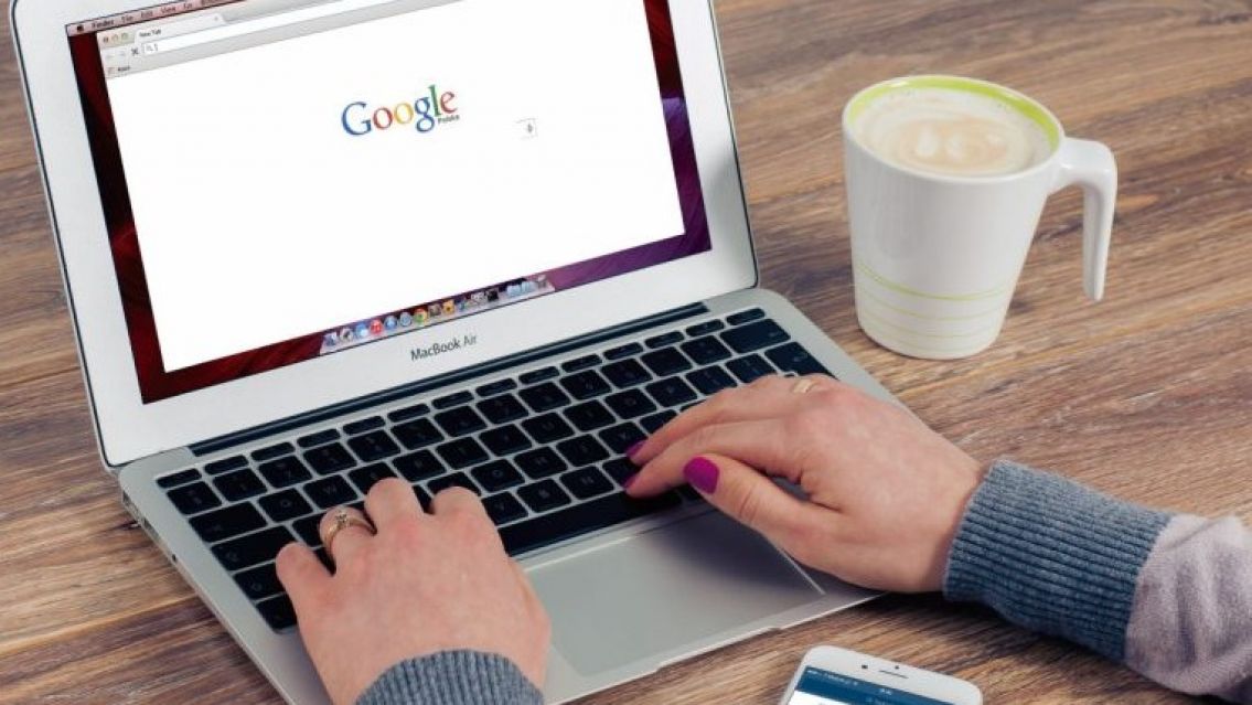 Cómo anotarse a las 10 mil becas de Google: es muy simple