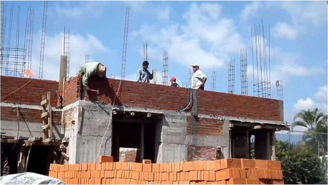 Albañil salteño denunció a su capataz por tocarlo y humillarlo