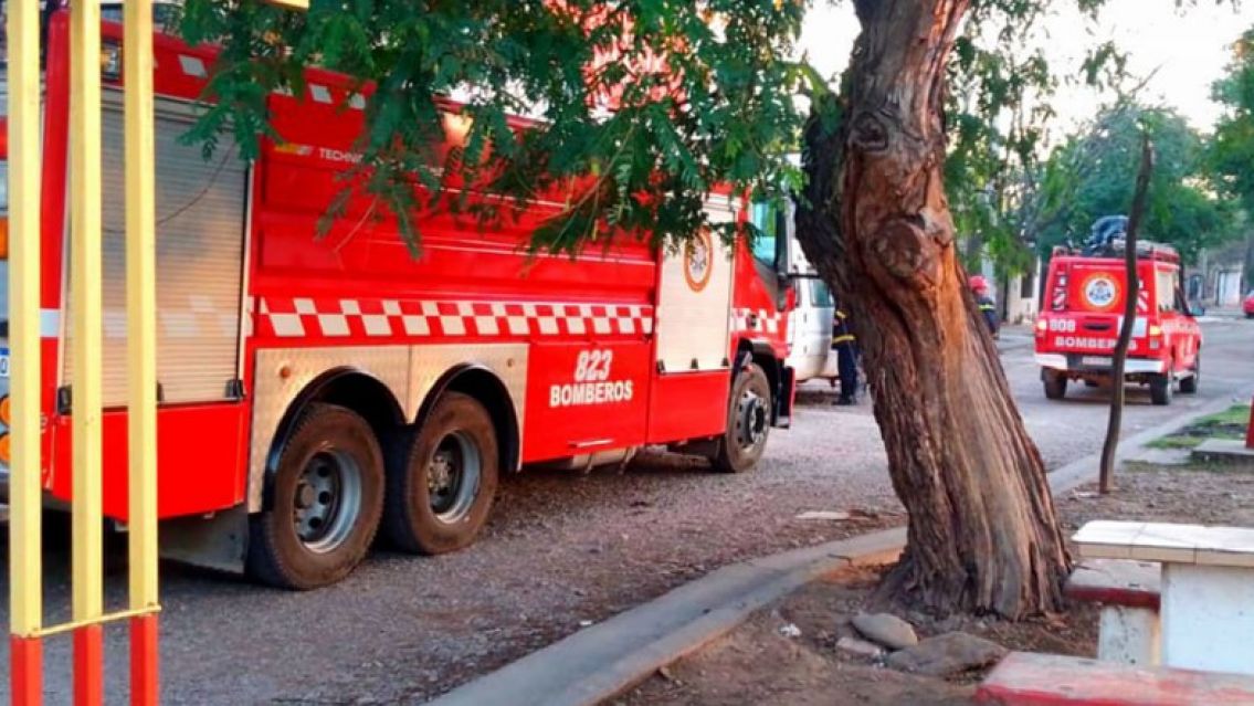 Fr�o extremo en Jujuy: Prendieron fuego para calentarse y provocaron un incendio en la casa