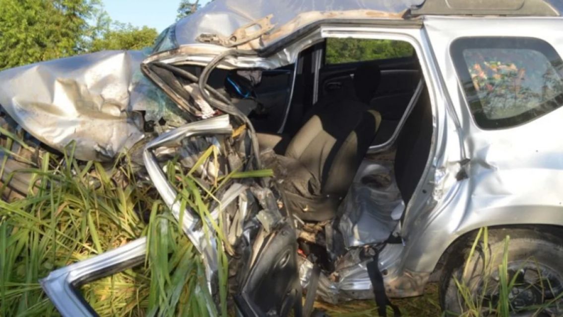 Juje�o manejaba borracho y choc�: Muriero un hombre y su hijito de tres a�os