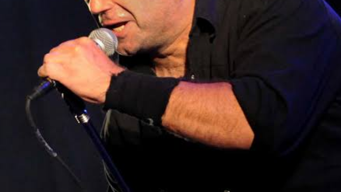 "Lacras" la hija de un rockero argentino estalló de bronca contra los Premios Gardel