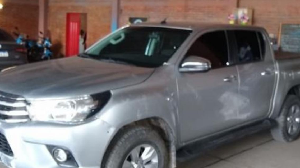 Impresionante operativo en Palma Sola: Hay 21 camionetas secuestradas