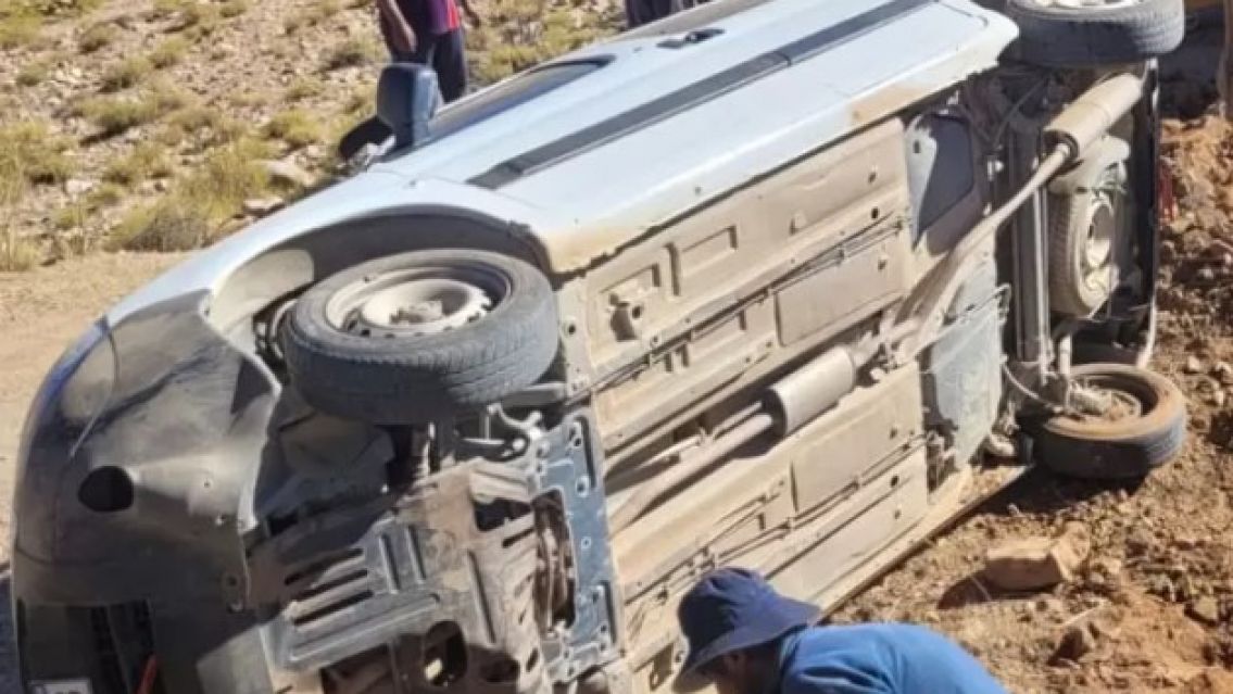 Brutal vuelco en la ruta a Humahuaca: Una juje�a y su hija se salvaron de milagro