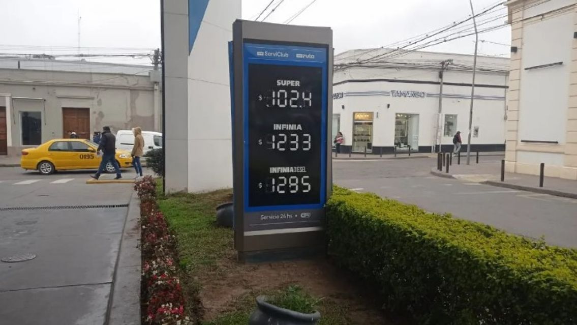 Jujuy en el top ten de las provincias con la nafta m�s cara del pa�s