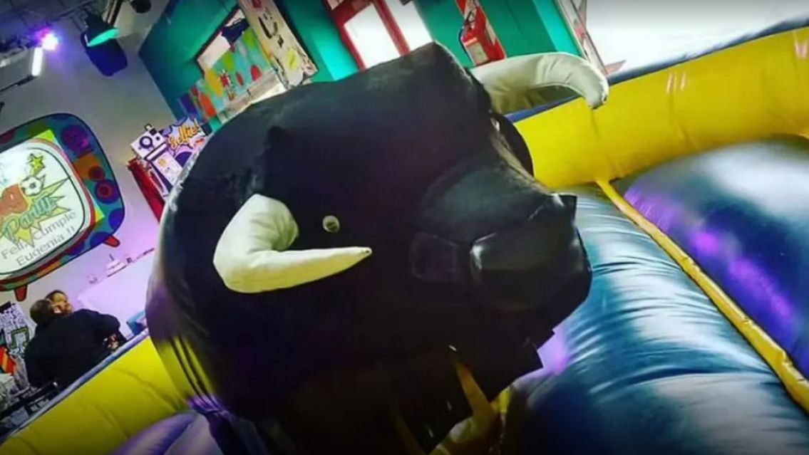 Revelaron detalles de la autopsia de la nena que muri� tras caer de un toro mec�nico