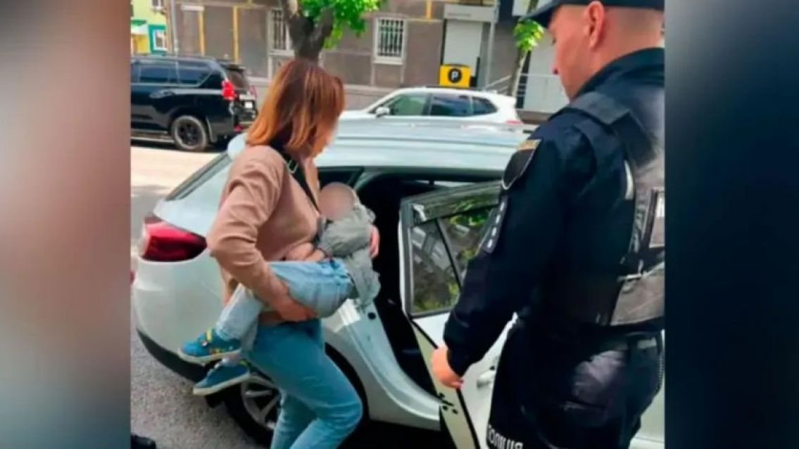 Una madre quiso vender a su hijo en 24 mil dólares para ponerse un negocio