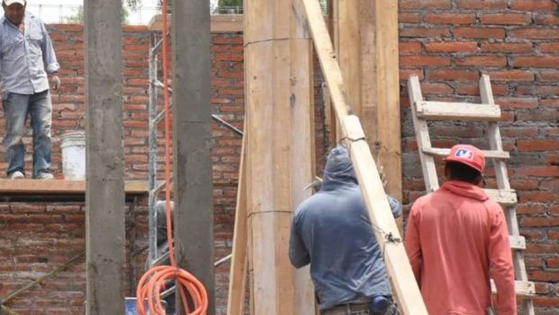 Se conoció cuánto tiene que ganar un albañil jujeño por su trabajo