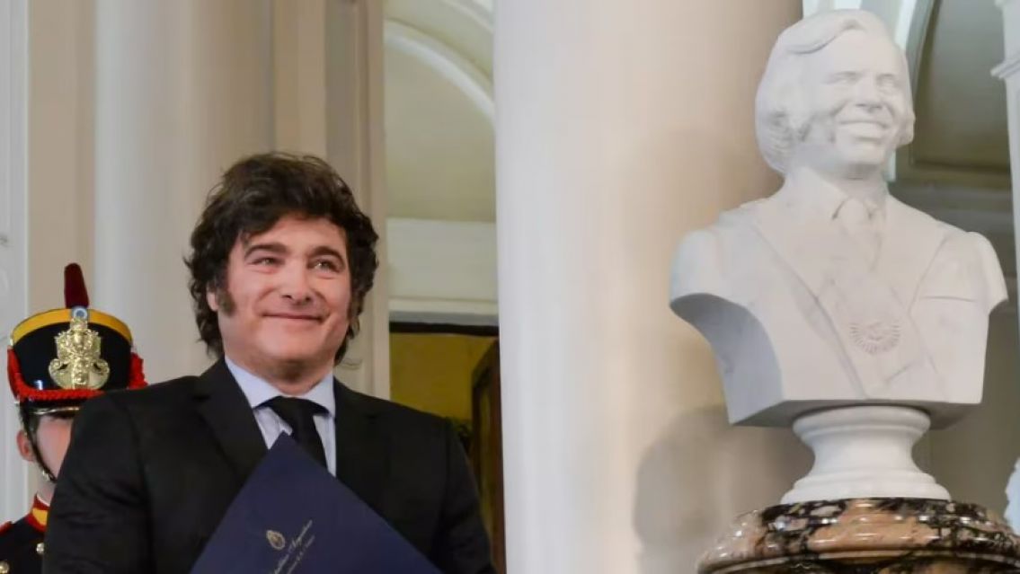 Milei confirm� el despido de 50 mil empleados p�blicos: �Afectar� a los juje�os?