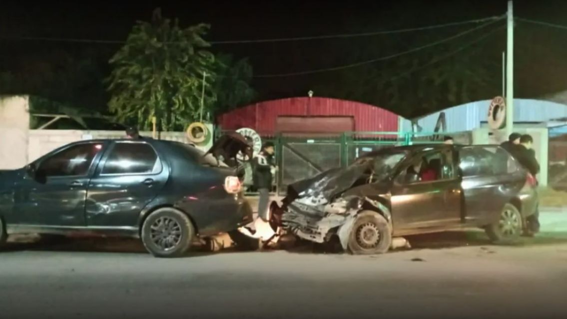 Terrible accidente en la Ruta 68: "Tres autos se dieron feo y hay heridos"