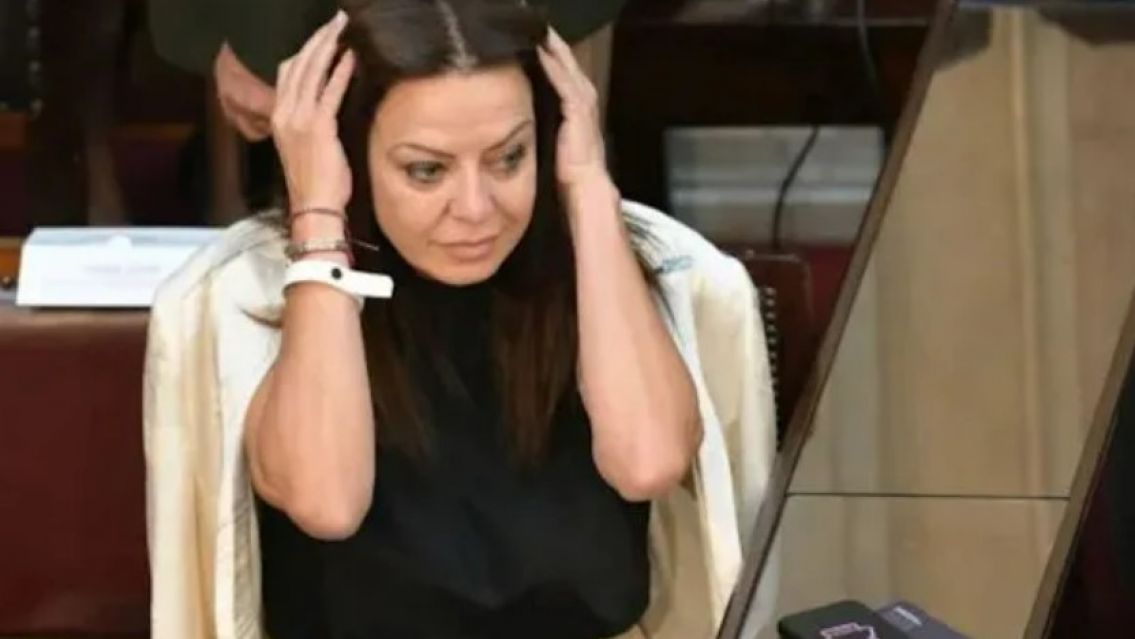 Intentaron ingresar a la casa de la ministra Sandra Pettovello