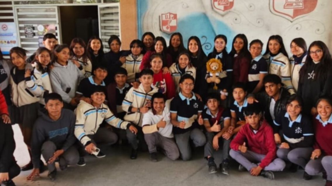 Después de 36 años, los alumnos del Bachi 3 recibieron una hermosa noticia