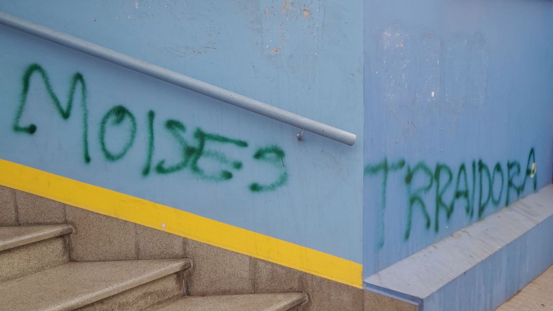 "Moisés traidora": Así amaneció la sede del PJ en Jujuy