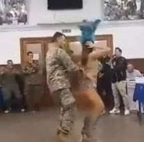 Personal de Fuerza A&eacute;rea festej&oacute; el D&iacute;a del Padre con bailarinas de comparsa en Mendoza