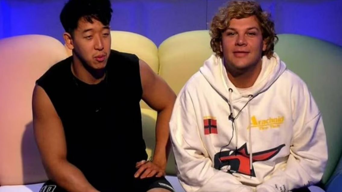 El gesto subido de tono de Emma Vich a Mart�n Ku que alert� a los fan�ticos