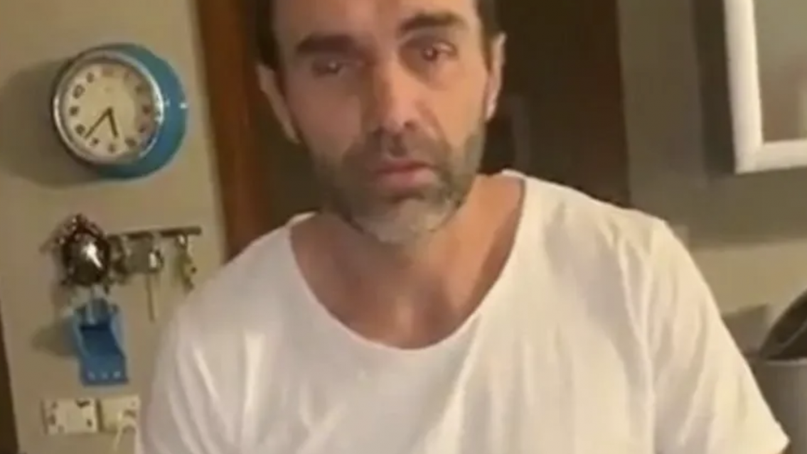 Imagen del video viral del senador Ezequiel Atauche en aparente estado de ebriedad. (Urgente24 )