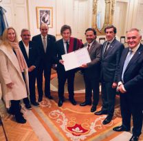 Milei recibió a Sadir y otros gobernadores en Casa Rosada