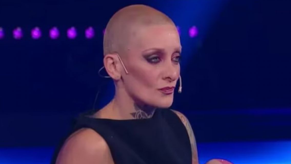 Furia cobra por fotos y videos para sus seguidores: "Envíen el comprobante..."