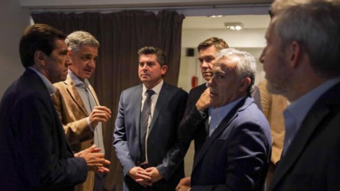 Sadir y otros gobernadores de JxC desafiaron a Milei: "Ahora tiene las herramientas"