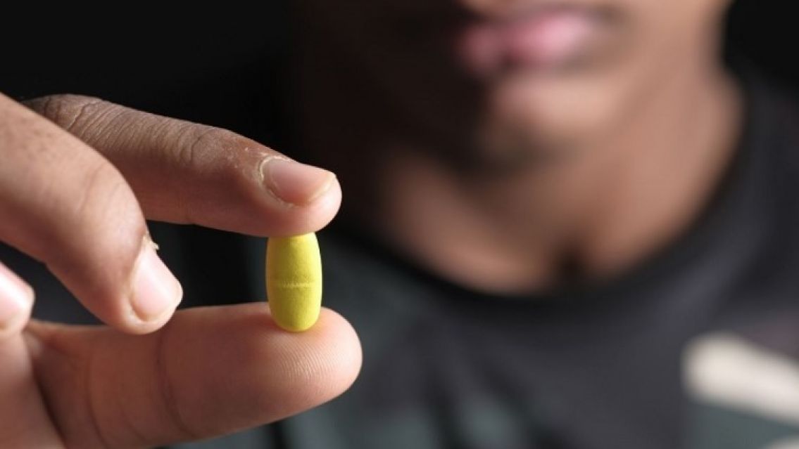 Angustia en una escuela de Jujuy: "casi no la cuenta" por una pastilla que le dio un compañero