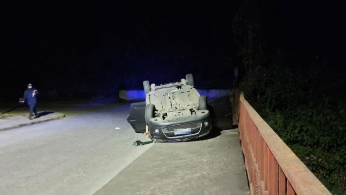 Brutal vuelco en el Dique Los Alisos dejó al menos 2 jujeños hospitalizados
