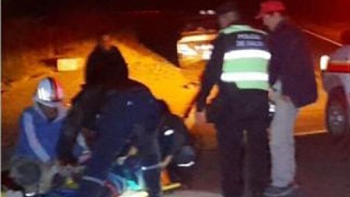 Dolor y conmoci�n: dos j�venes chocaron con la moto y uno falleci� al acto