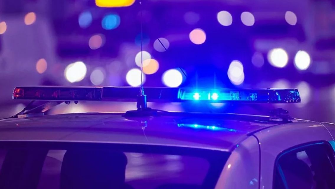 Alumno de la secundaria quiso robarle las zapas a su compañero y se endemonió