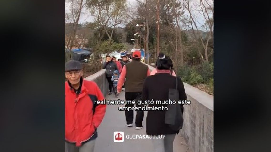 La feria de Jujuy en donde cruzás un puentecito y encontrás de todo por dos mangos
