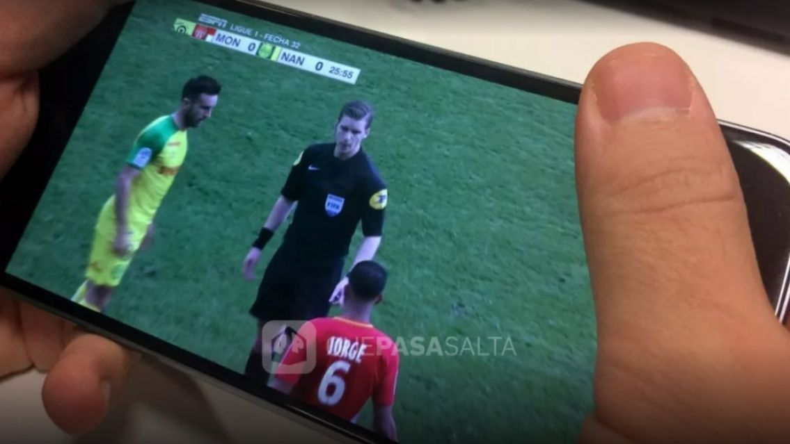 Si viste partidos de f�tbol en estas p�ginas, podr�as estar en problemas