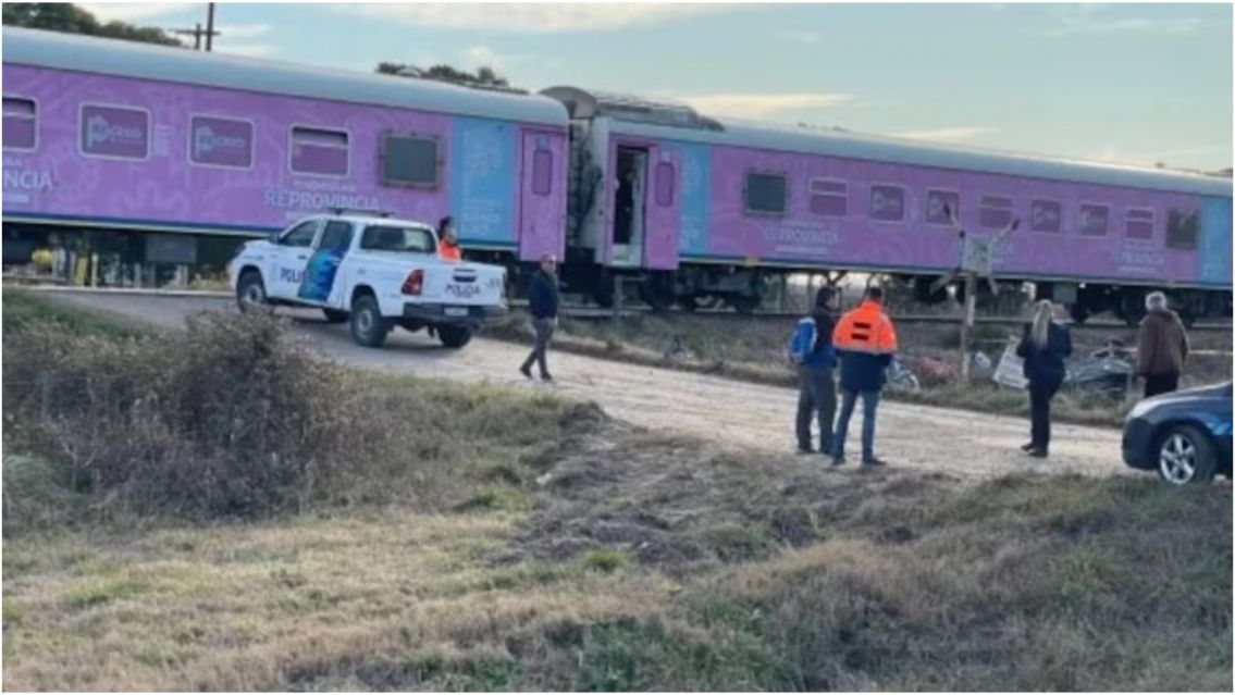 Tren arroll� un auto: muri� una nena de 10 a�os