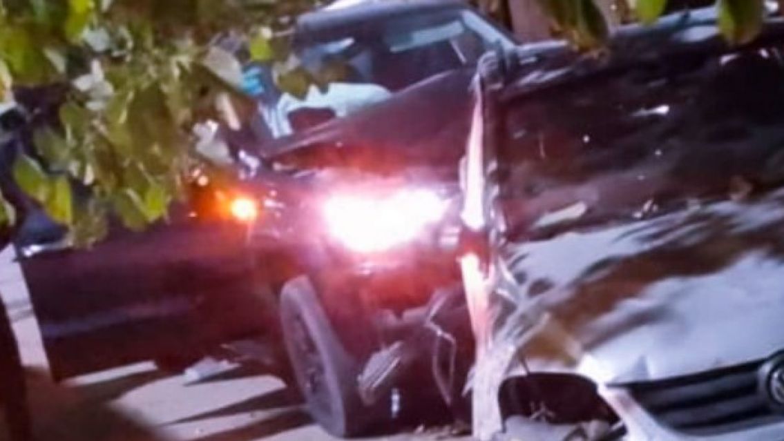 Juje�ito sac� la chata de papi y choc� varios autos: su test de alcoholemia sorprendio a todos