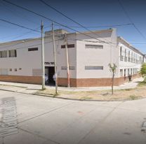 Un horror: así habrían descubierto a los chicos de sexto con el nene de primero