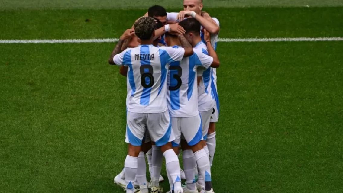 Argentina le gan� a Ucrania y se enfrentar�a a Francia en los cuartos de final de los Juegos Ol�mpicos