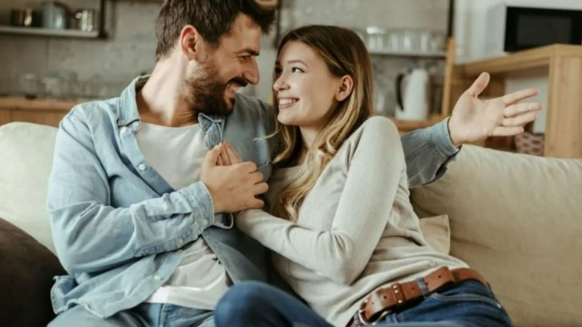 Estos son los 3 signos del zodíaco que siempre confían en su pareja