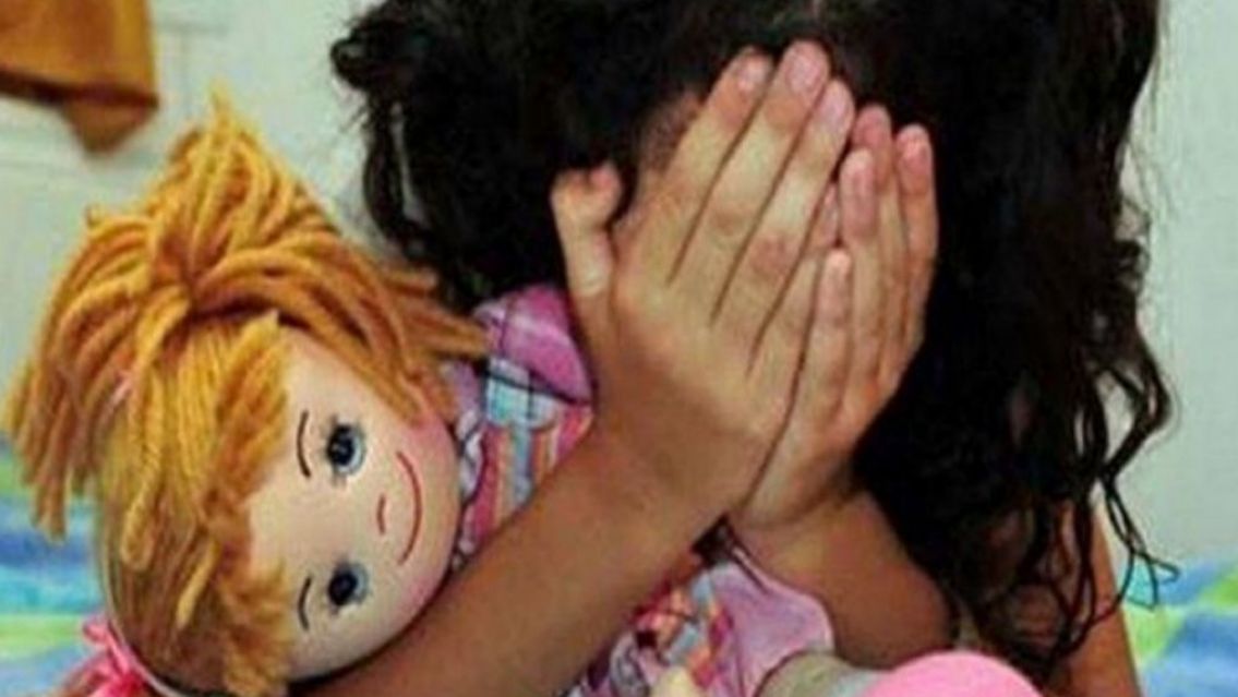 Juje�ita lleg� toda ensangrentada a la escuela: denunci� que la mam� la golpe�