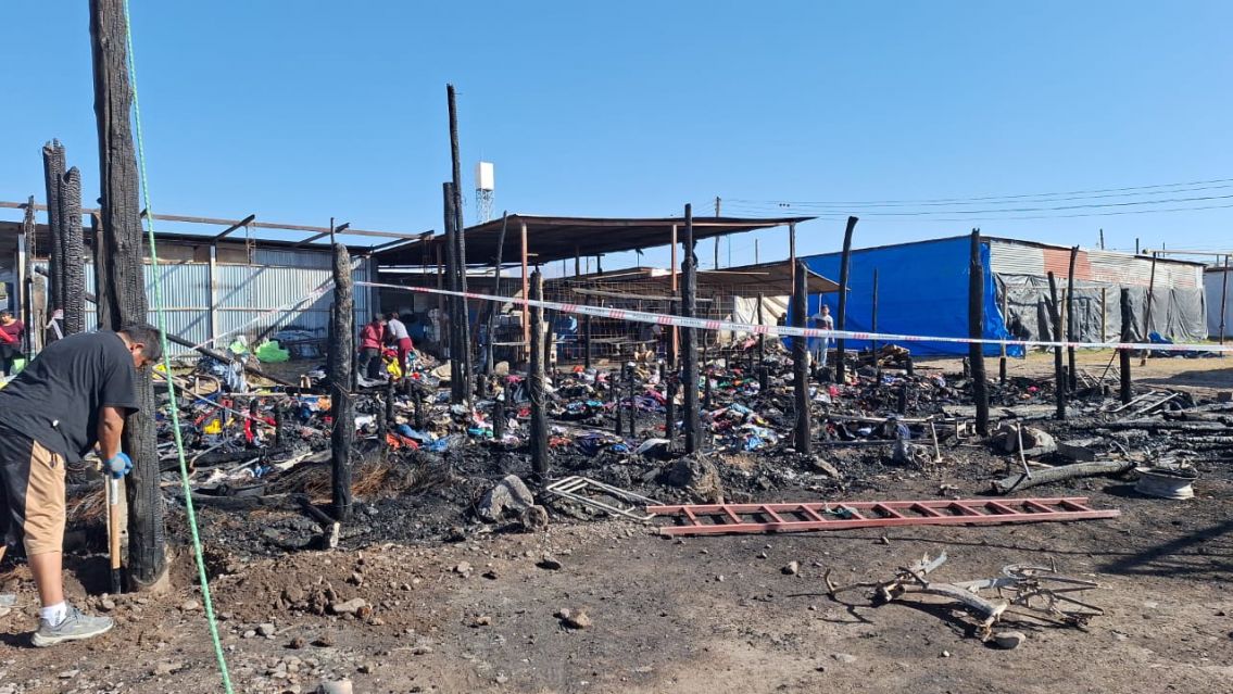 Incendio en la feria: Aseguran que fue intencional