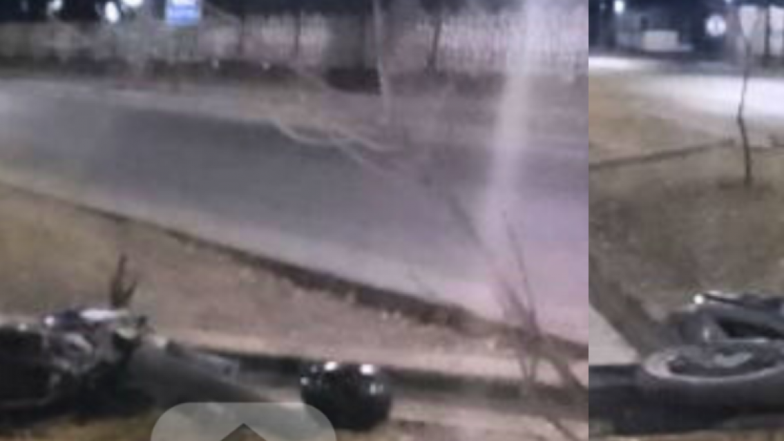 Manejaba su moto y se encontr� con la muerte en la rotonda: "Choc� con..."