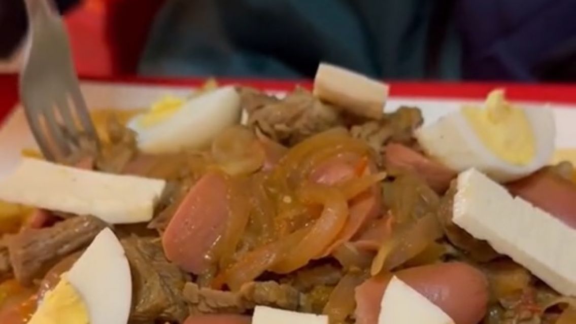 Argentino mostr� el precio de la comida en Bolivia y se viraliz�