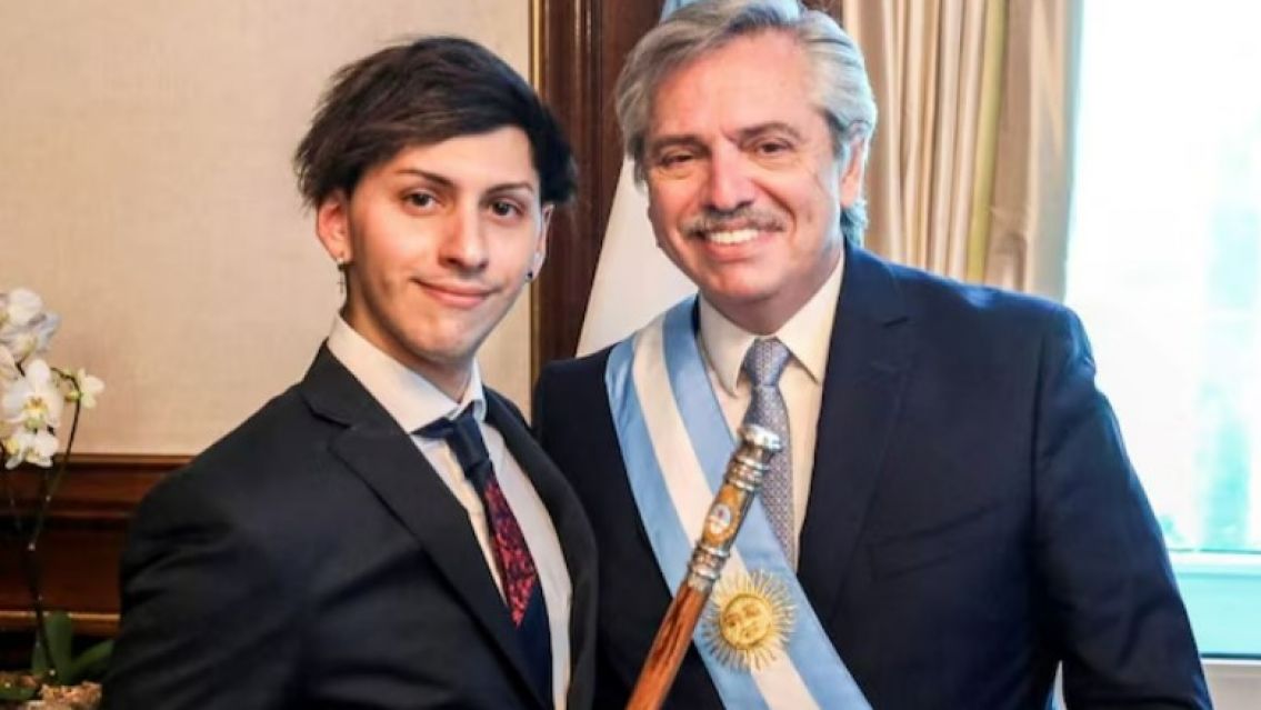 Alberto Fernández se quedó solo: El duro gesto de su hijo