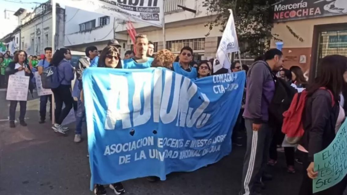 UNJu en la lucha: Denuncian que los sueldos perdieron un 45%