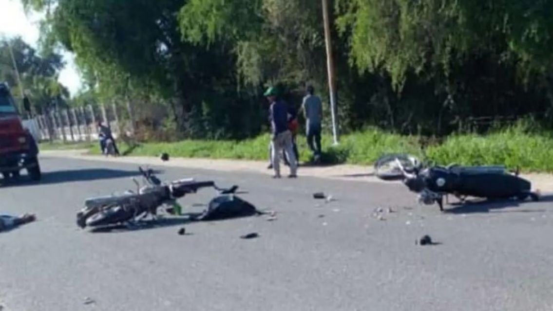 Brutal choque de motos dej� a dos juje�itos con heridas de gravedad hospitalizados