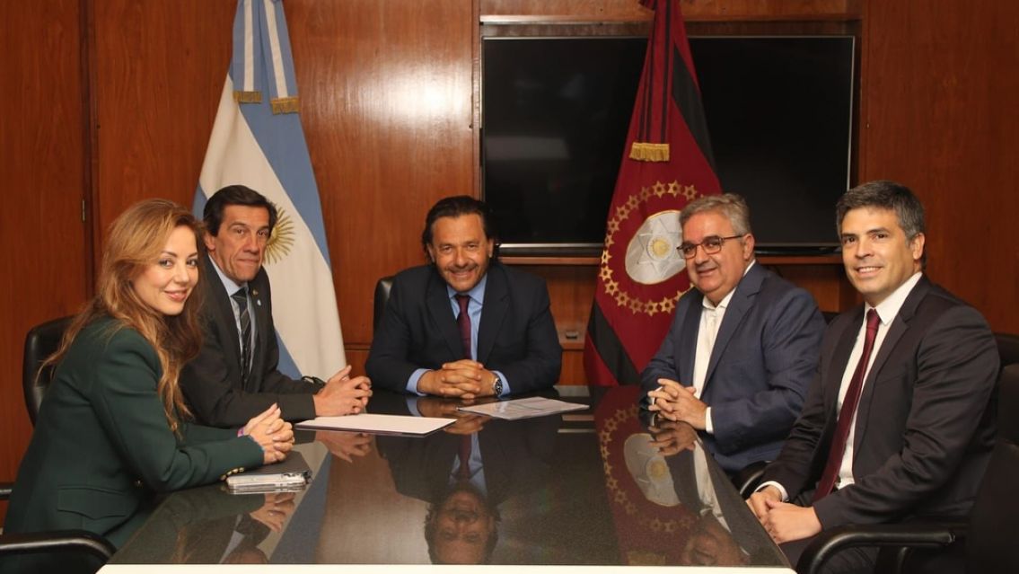 Gobernadores norte�os anunciaron a Flavia Roy�n como Secretaria Ejecutiva
