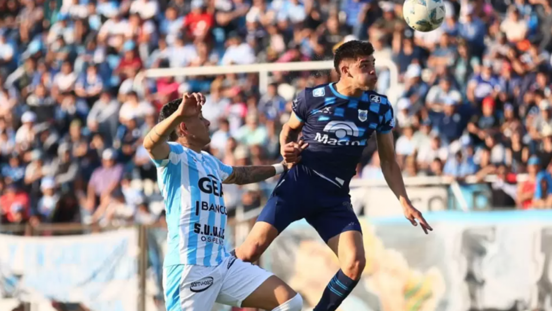 Gimnasia cay� 1-0 frente a Racing de C�rdoba con un gol en el �ltimo minuto