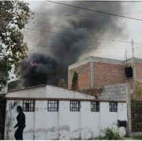 Brutal incendio causó pánico en Cuyaya: Afectó a varios vecinos