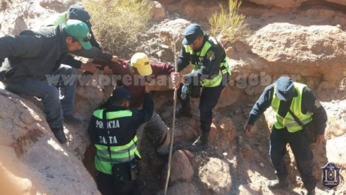 Encontraron en el cerro a un changuito que estaba desaparecido