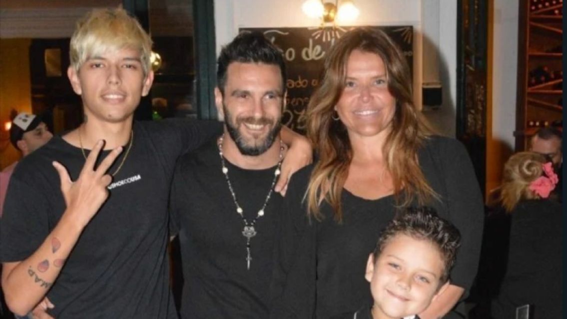 Nazarena V�lez descubri� la peor traici�n con su hijo y confes� que no se habla m�s