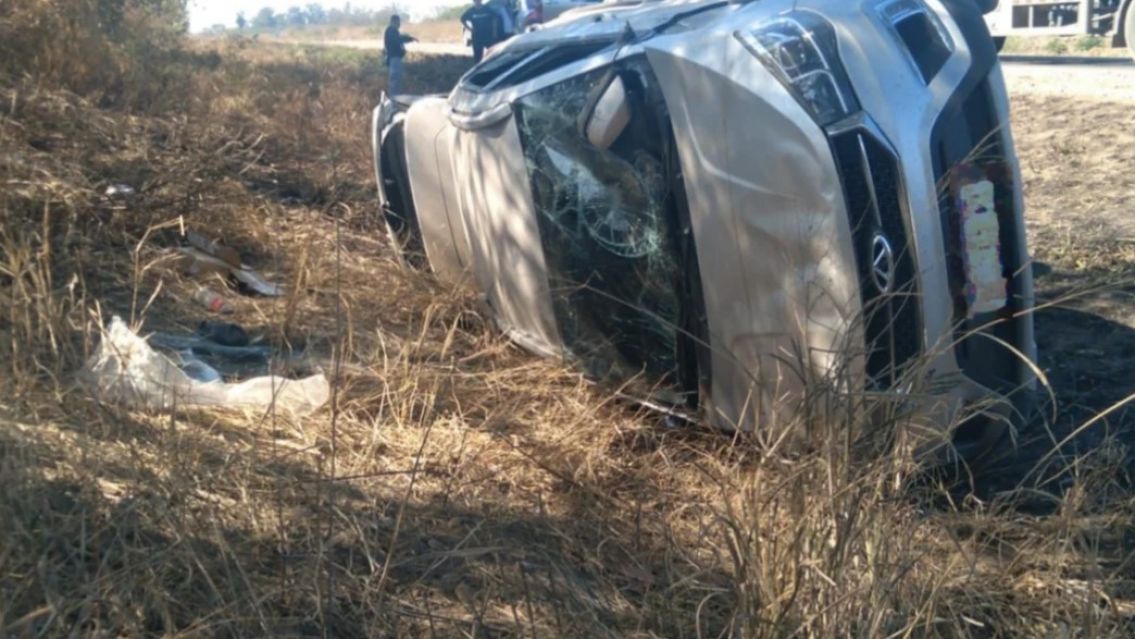 Brutal vuelco en San Pedro dej� al menos a 5 juje�os heridos de gravedad