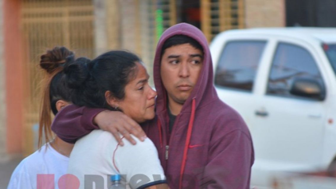 "Tenías que volver a casa, madre": desgarradoras escenas en el lugar del crimen