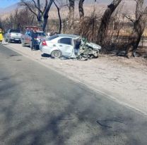 Terrible accidente en Jujuy: chocaron contra un &aacute;rbol y hay dos heridos graves
