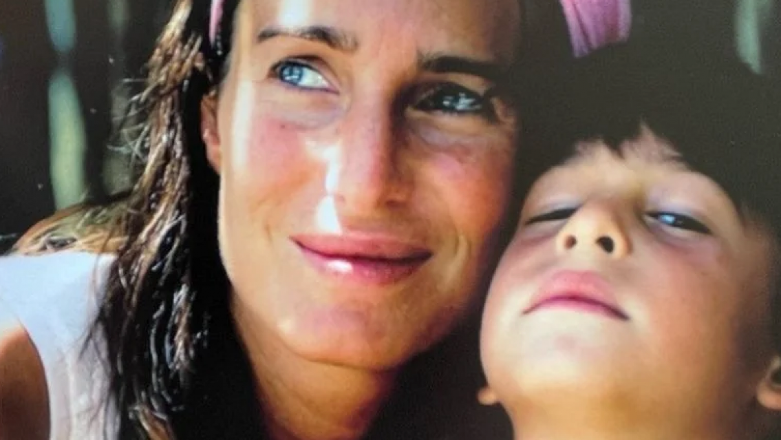 "Feliz cumple ma", te parte el alma el posteo del hijo de Romina Yan